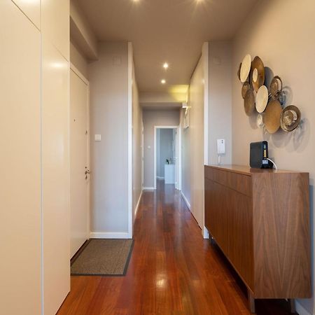 Carolina Roomy & Modern Apartment Порто Екстериор снимка