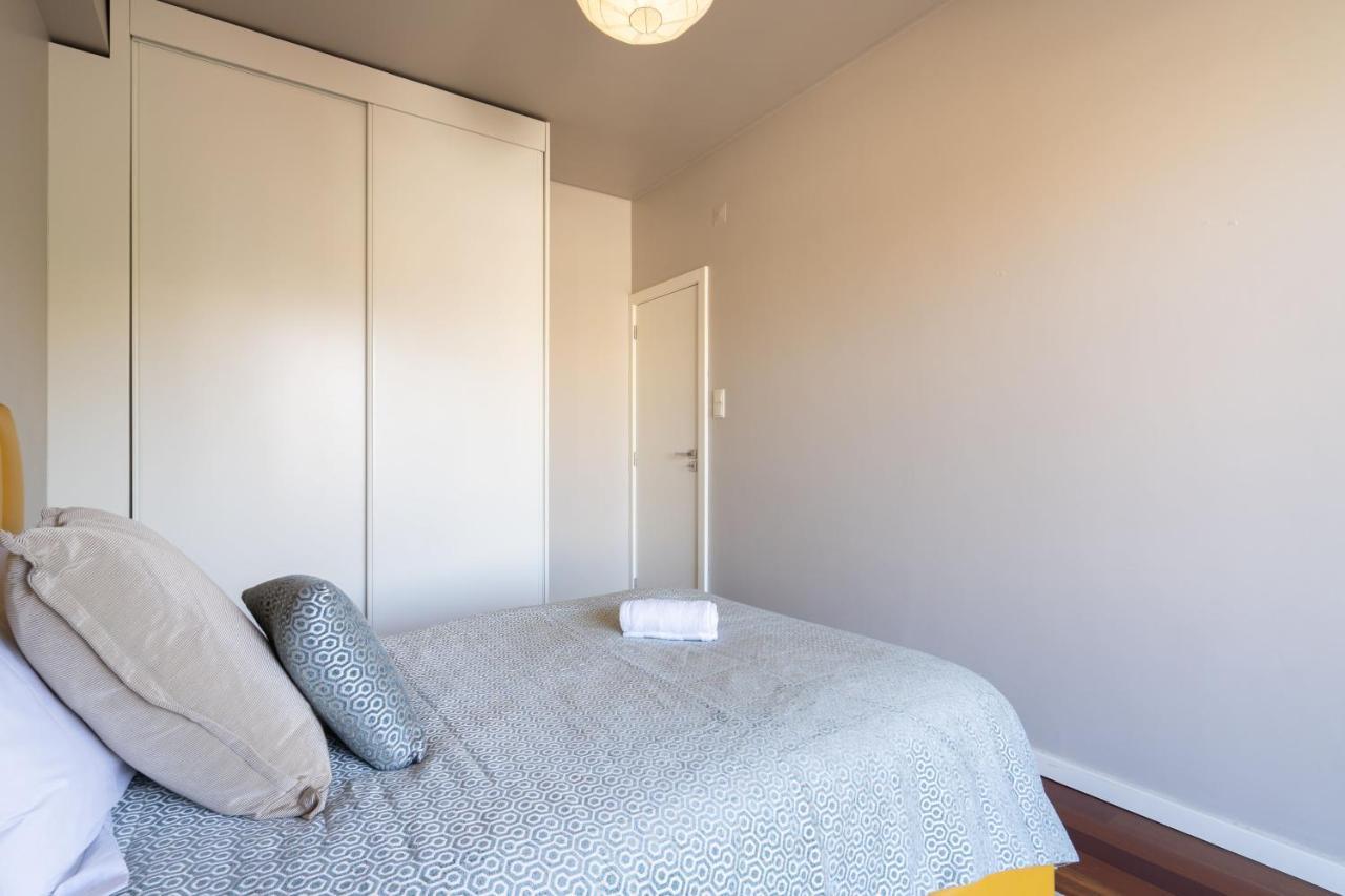 Carolina Roomy & Modern Apartment Порто Екстериор снимка