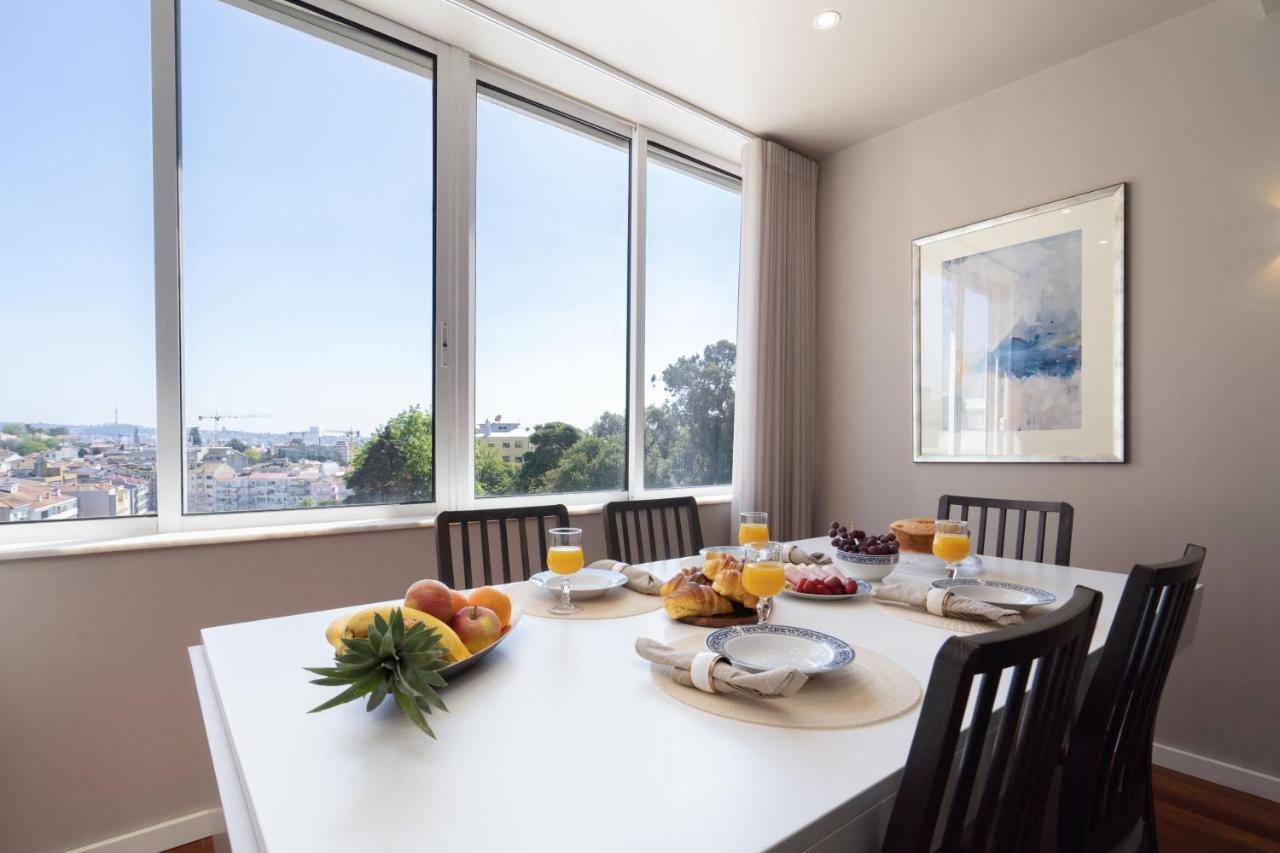 Carolina Roomy & Modern Apartment Порто Екстериор снимка