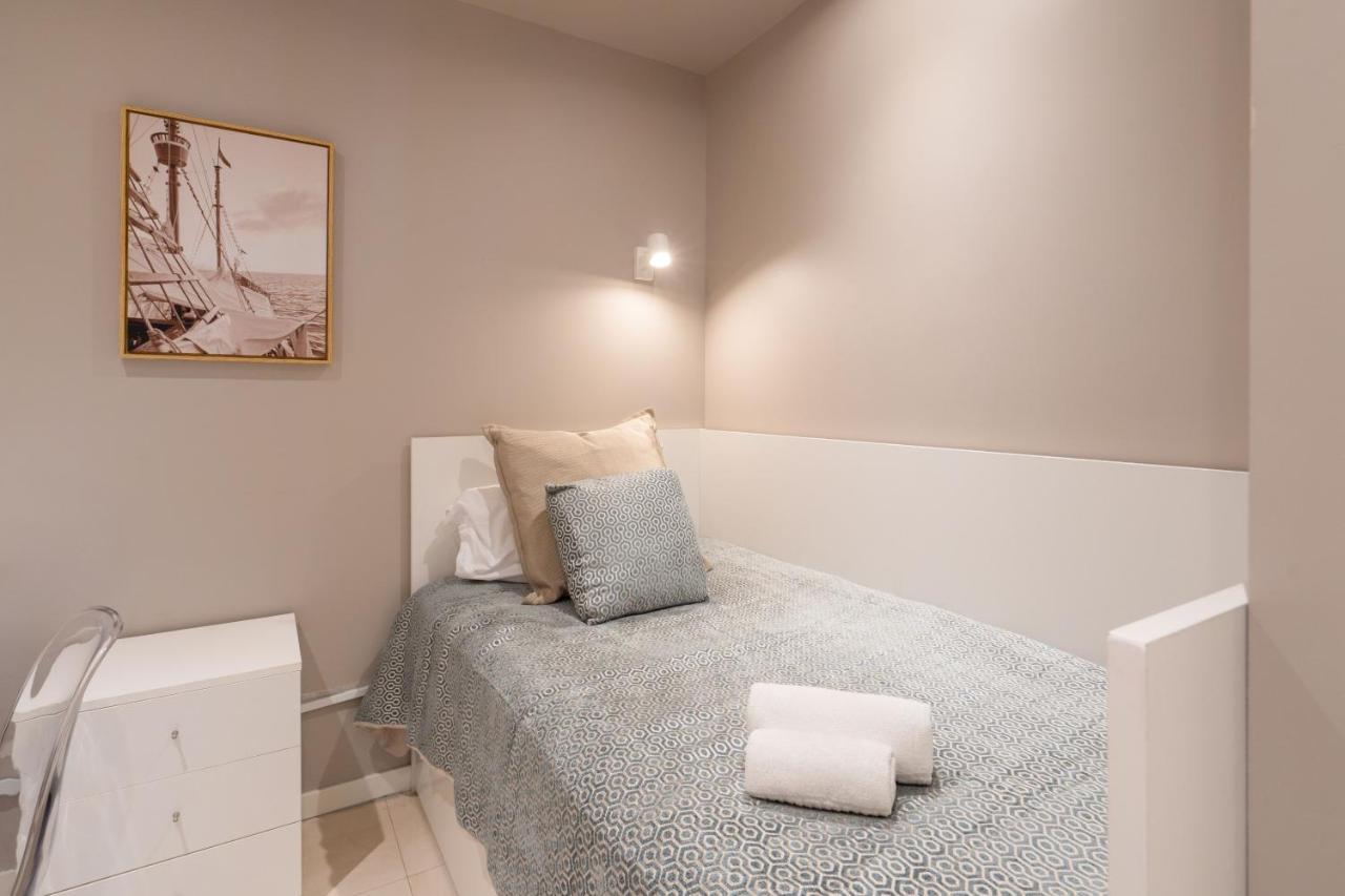 Carolina Roomy & Modern Apartment Порто Екстериор снимка